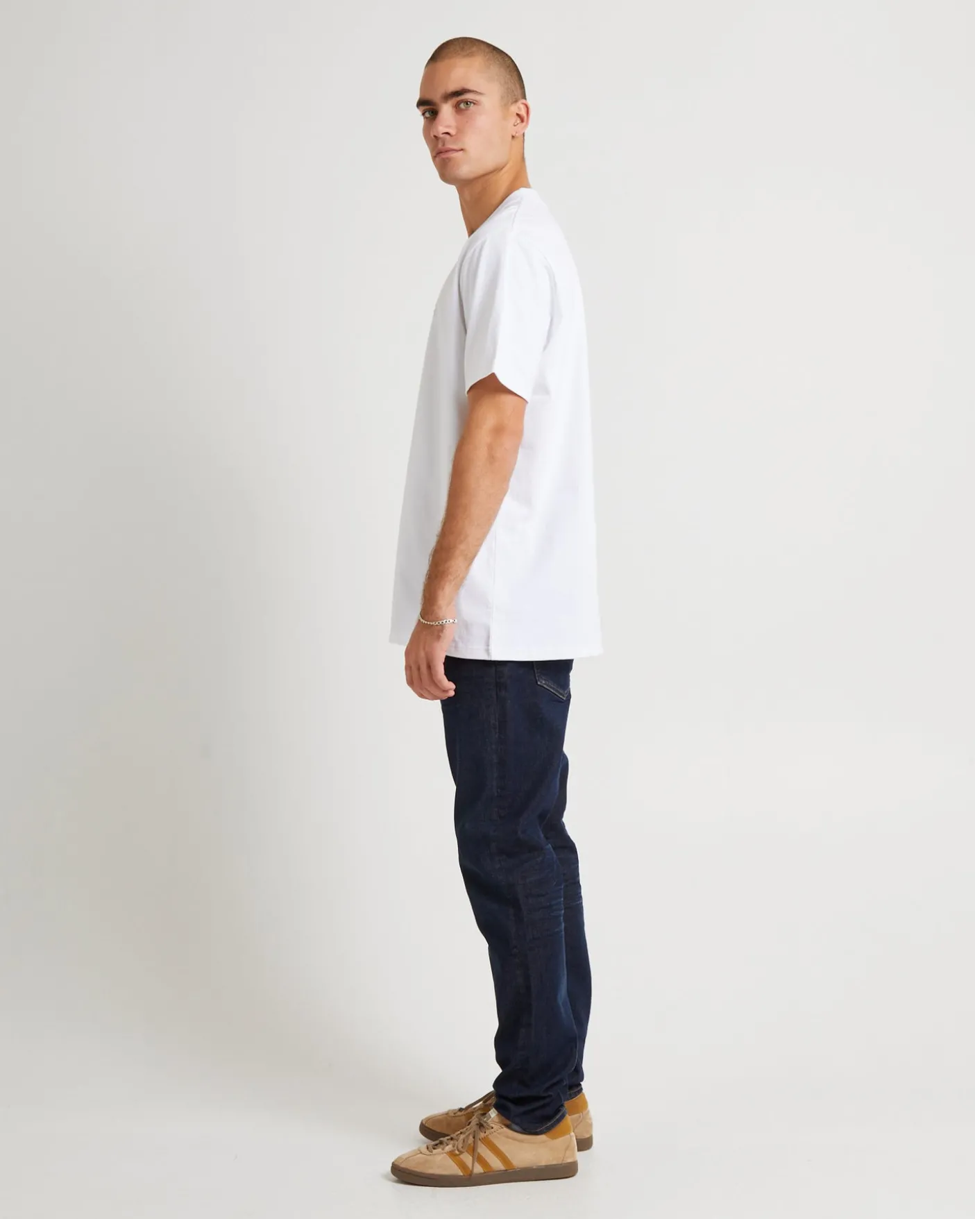 Neuw Premium T-Shirt