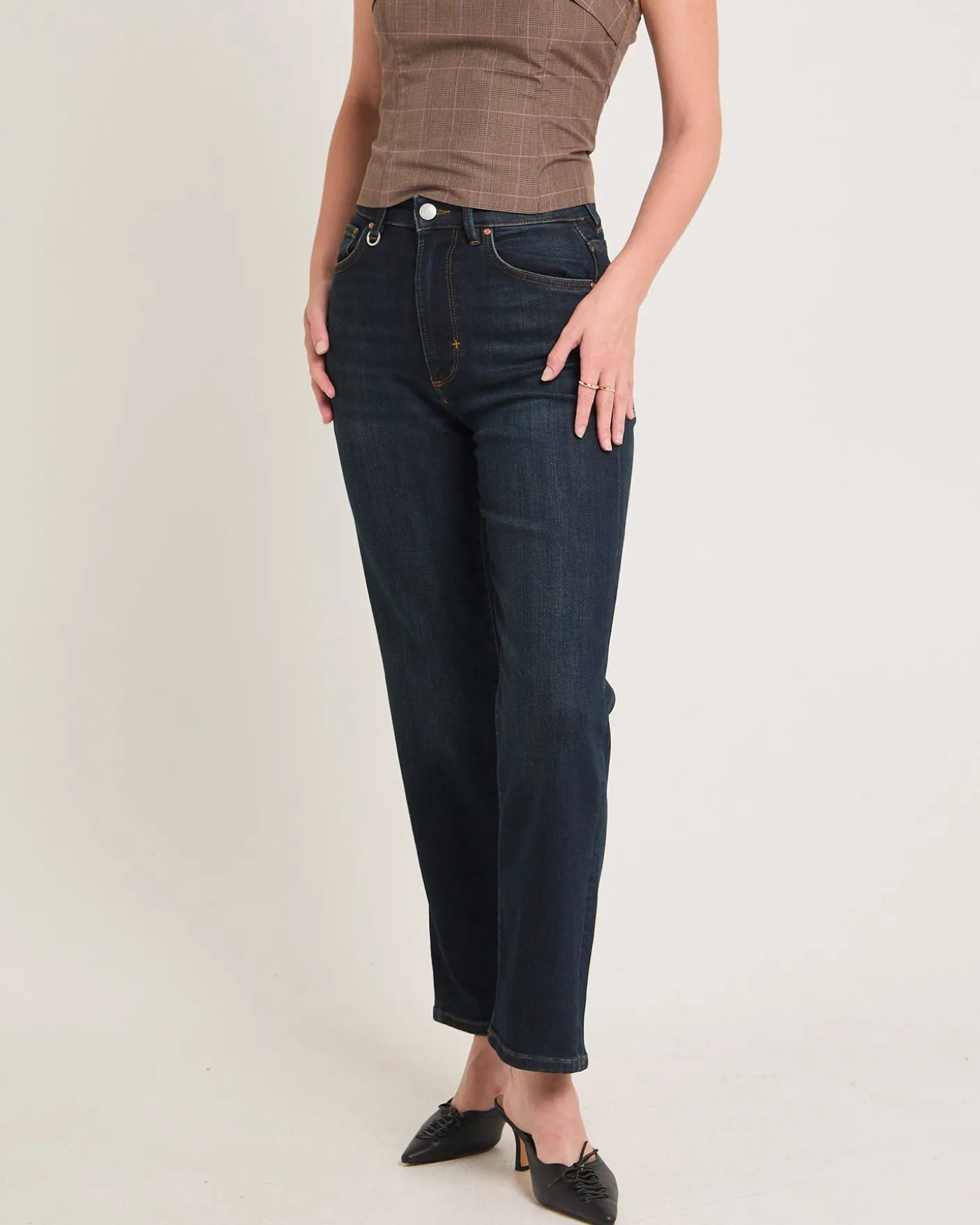 Nico Straight Denim Jeans Selene