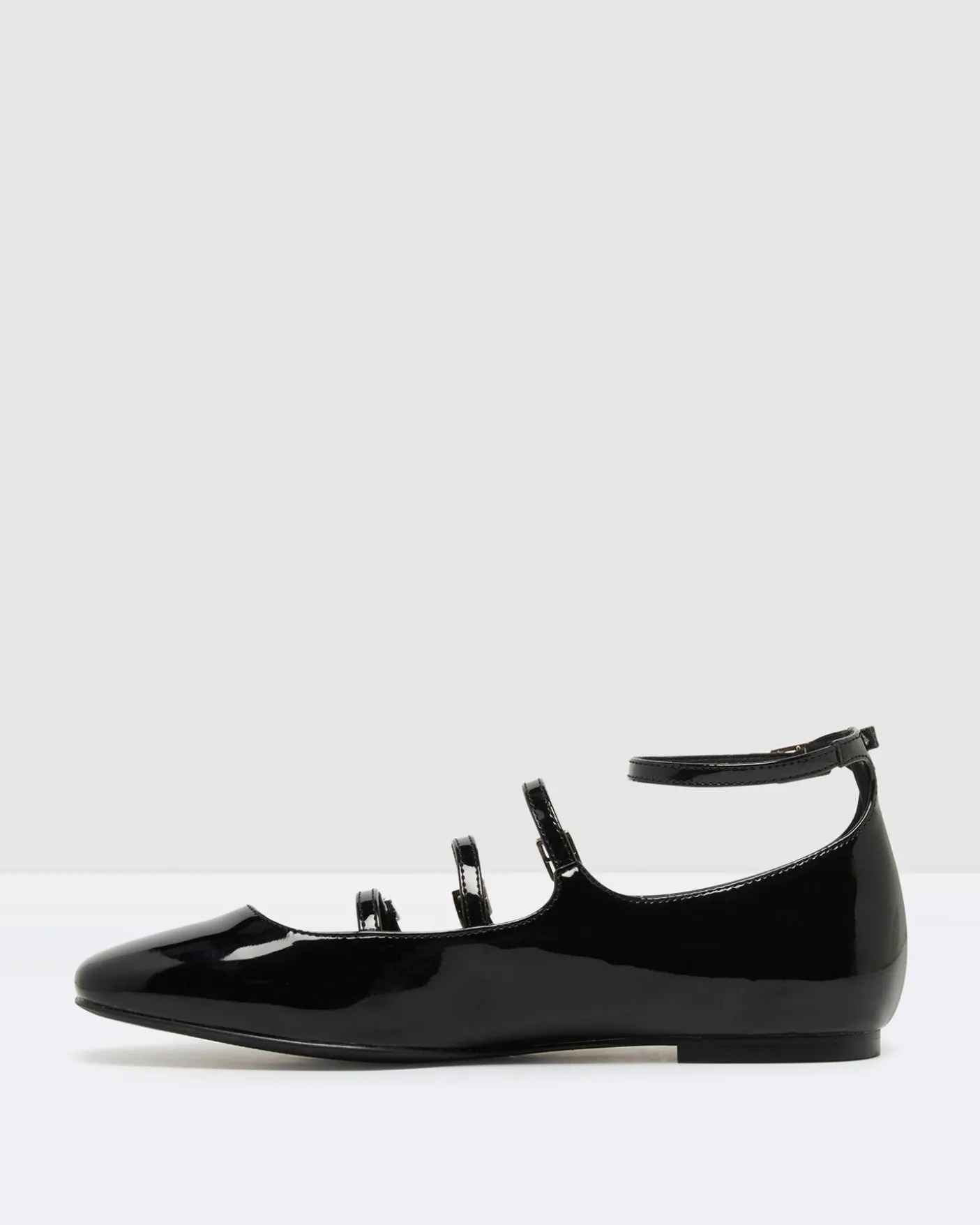 Odile Sandals in Black