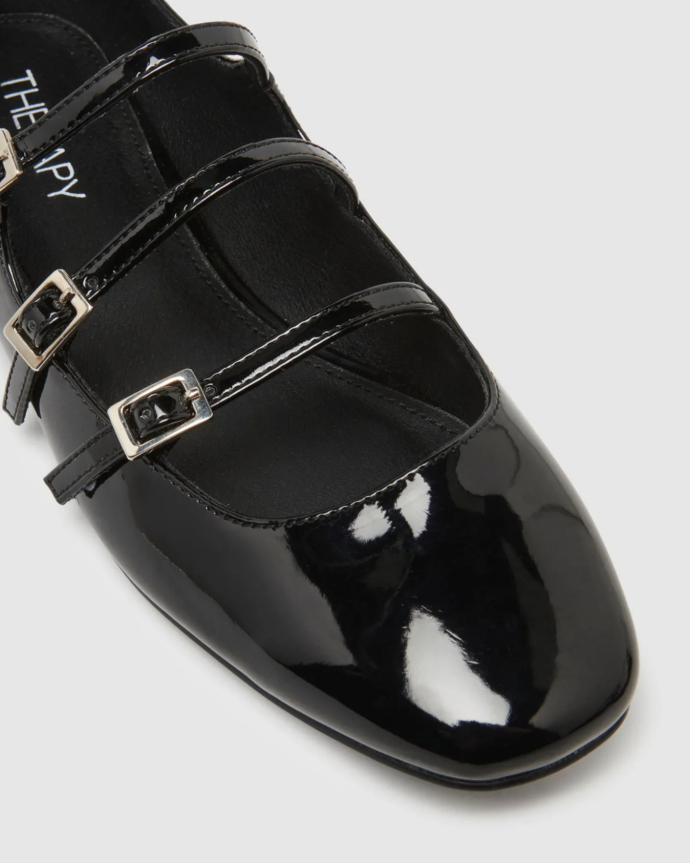Odile Sandals in Black