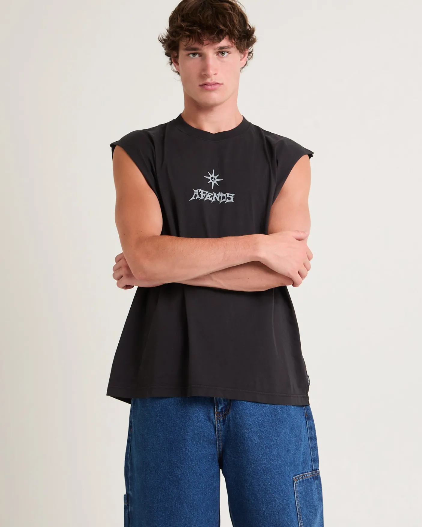 Peace Out Sleevless T-Shirt in Stone Black