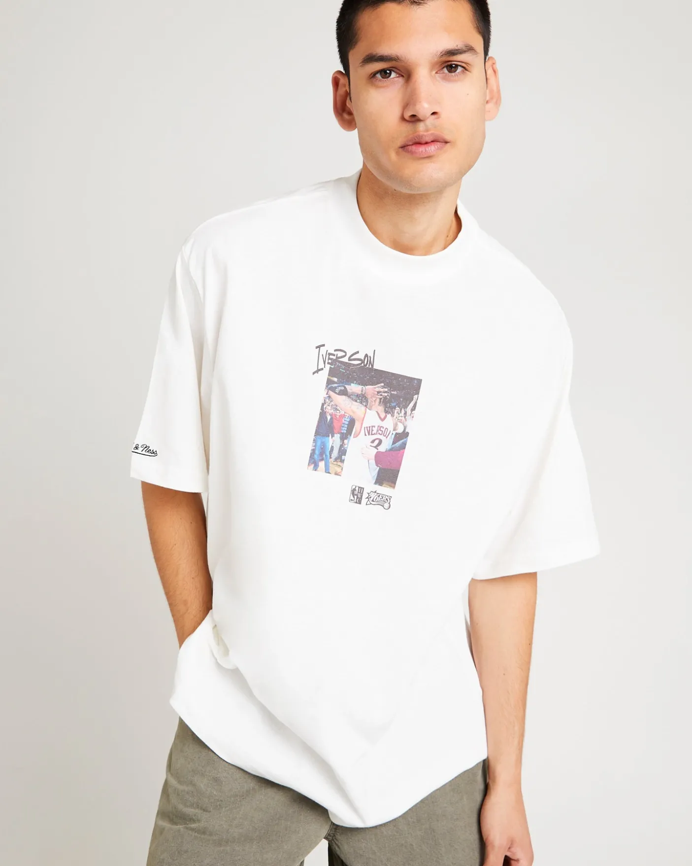 Philadelphia 76ers Allen Iverson Pre & Post Game T-Shirt