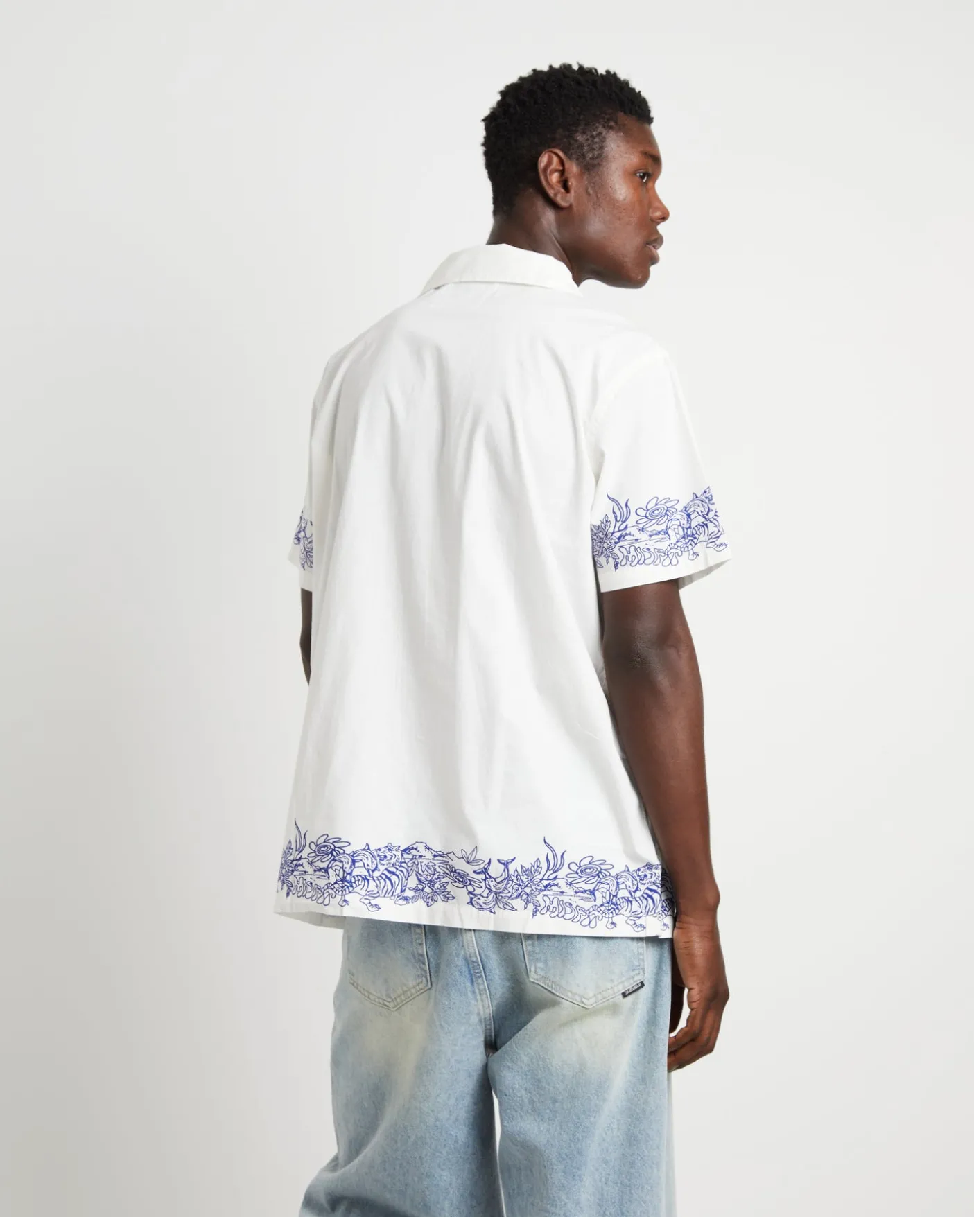 Precious Cosmos Short Sleeve Shirt in Washed White