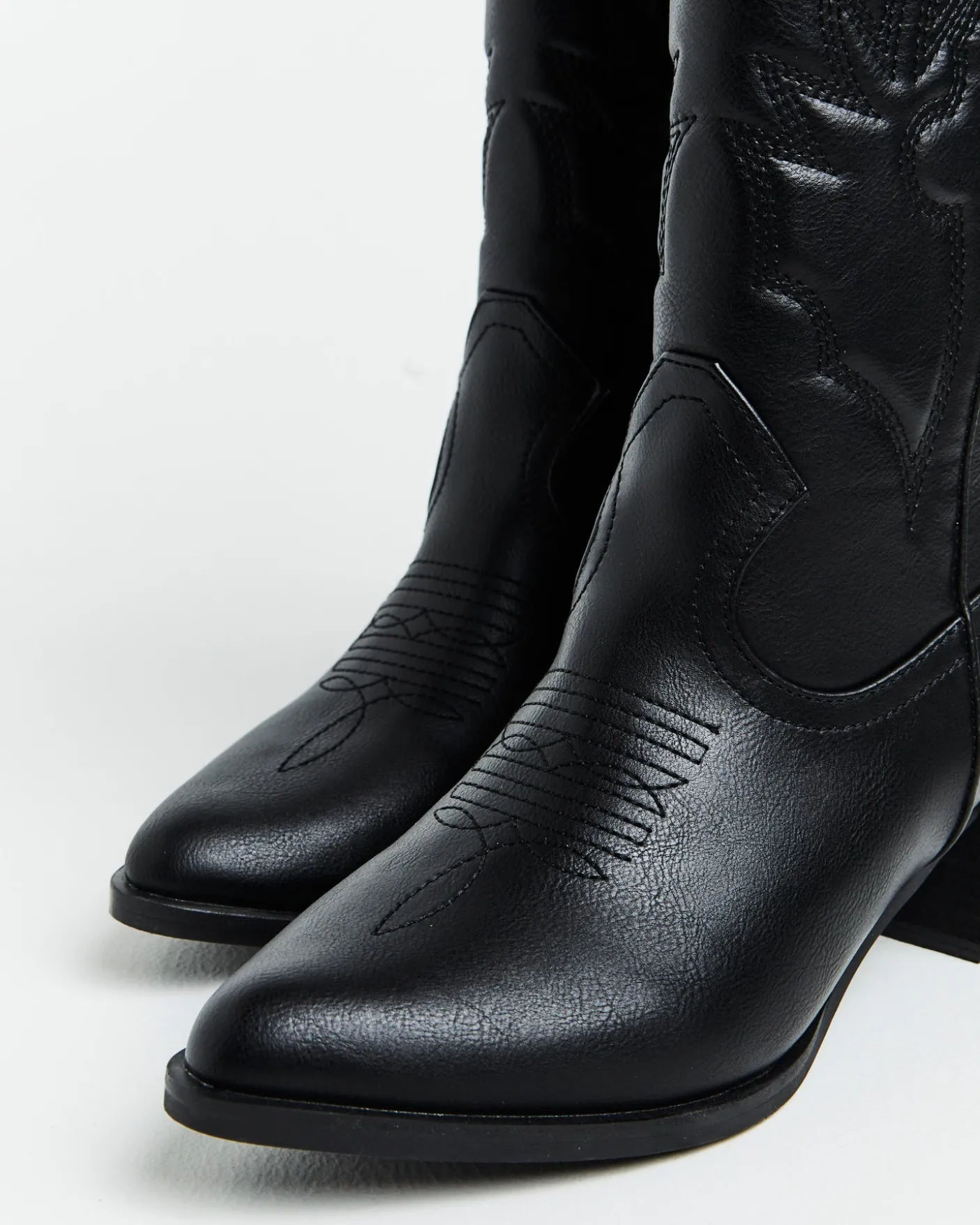 Ranger Cowboy Boot in Black