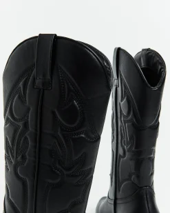 Ranger Cowboy Boot in Black