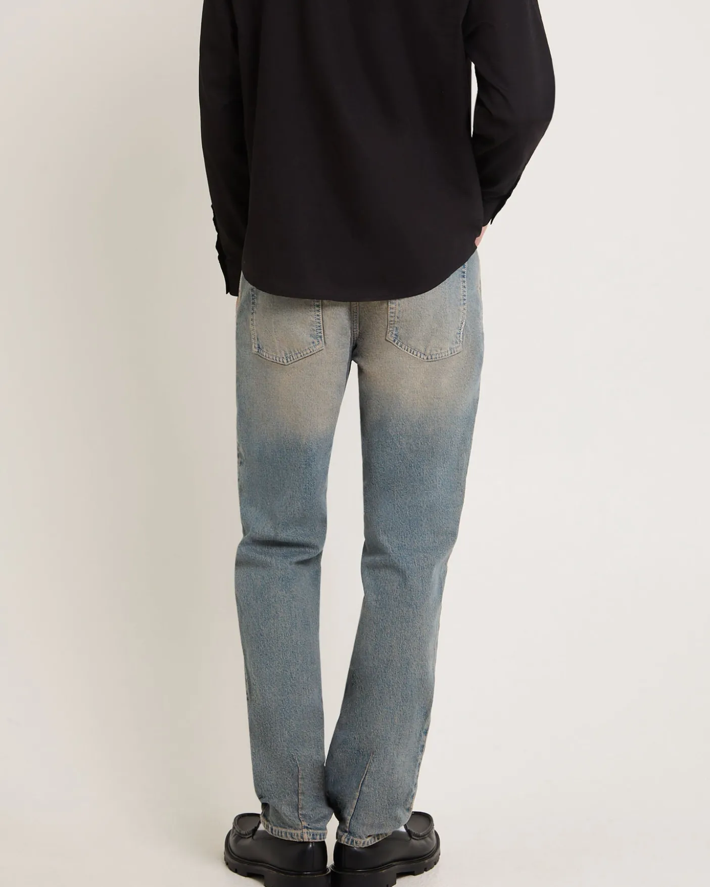 Ray Straight Denim Jeans Salt