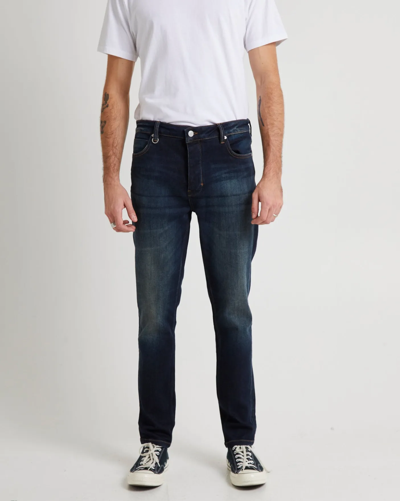 Ray Tapered Lost Denim Jeans