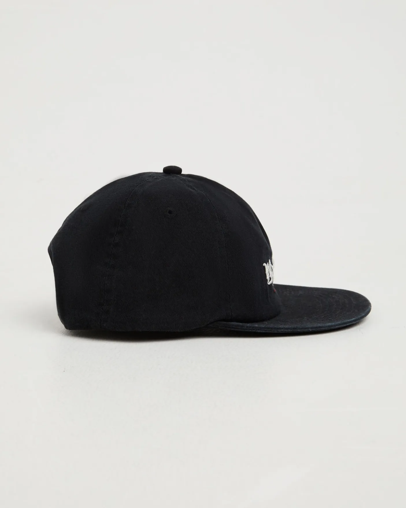 Reading Cap in Black