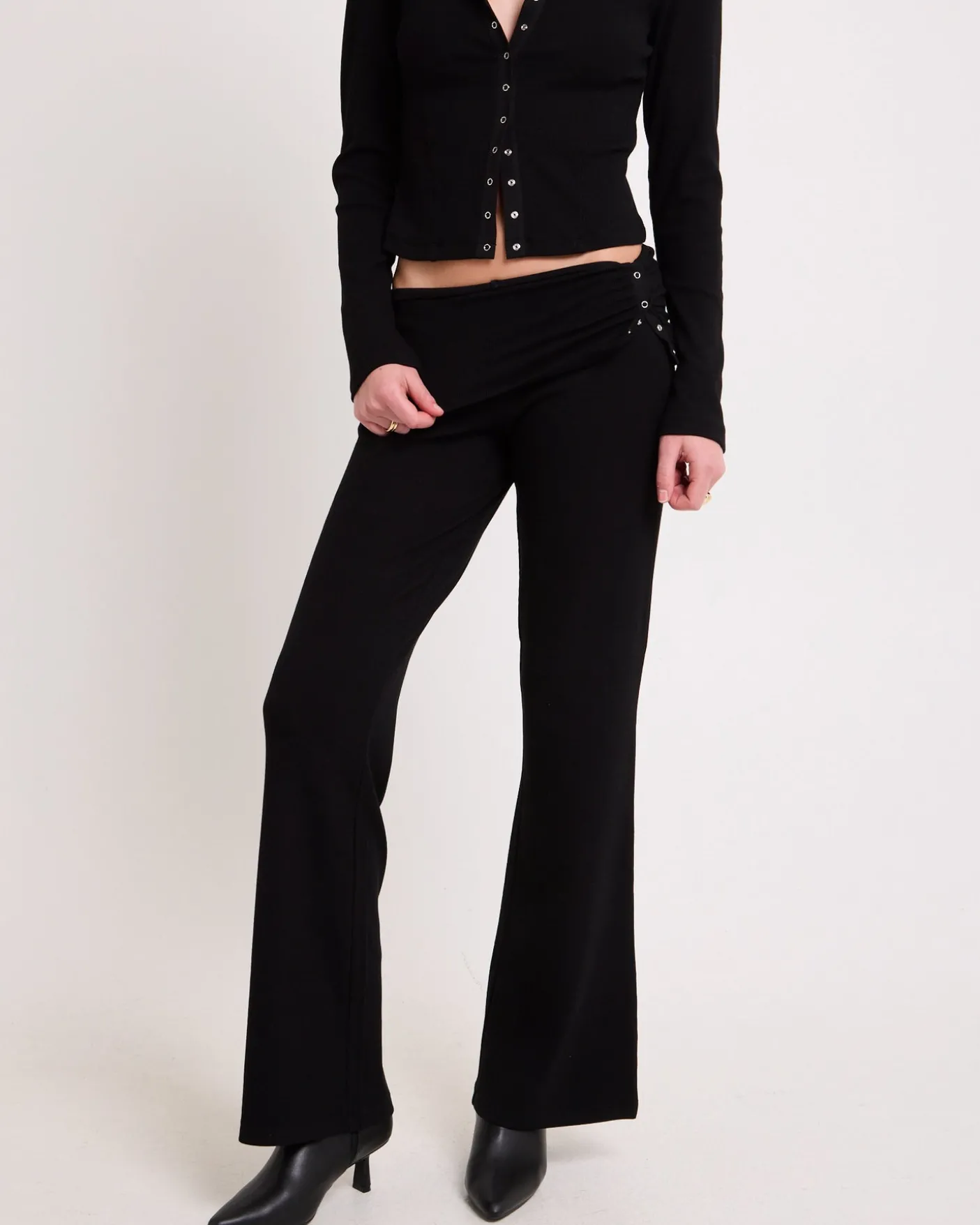 Rib Fold Waist Flare Pants