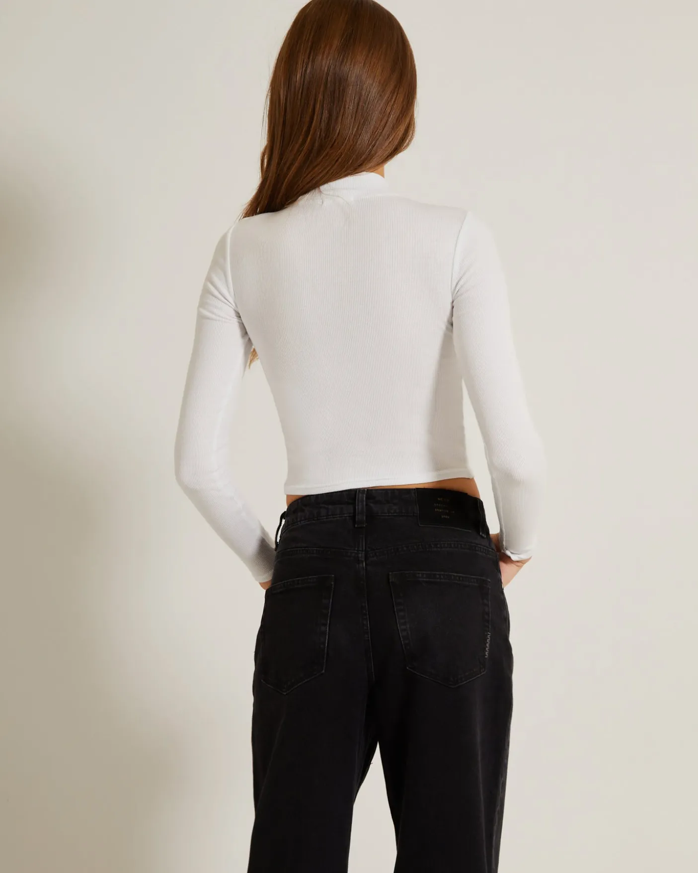 Ribbed Long Sleeve Crop Skivvy