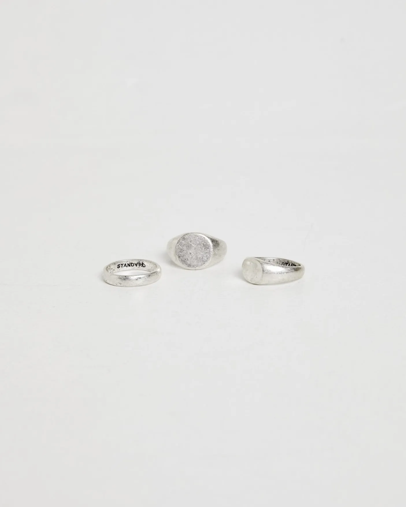 Round Signet Ring Set