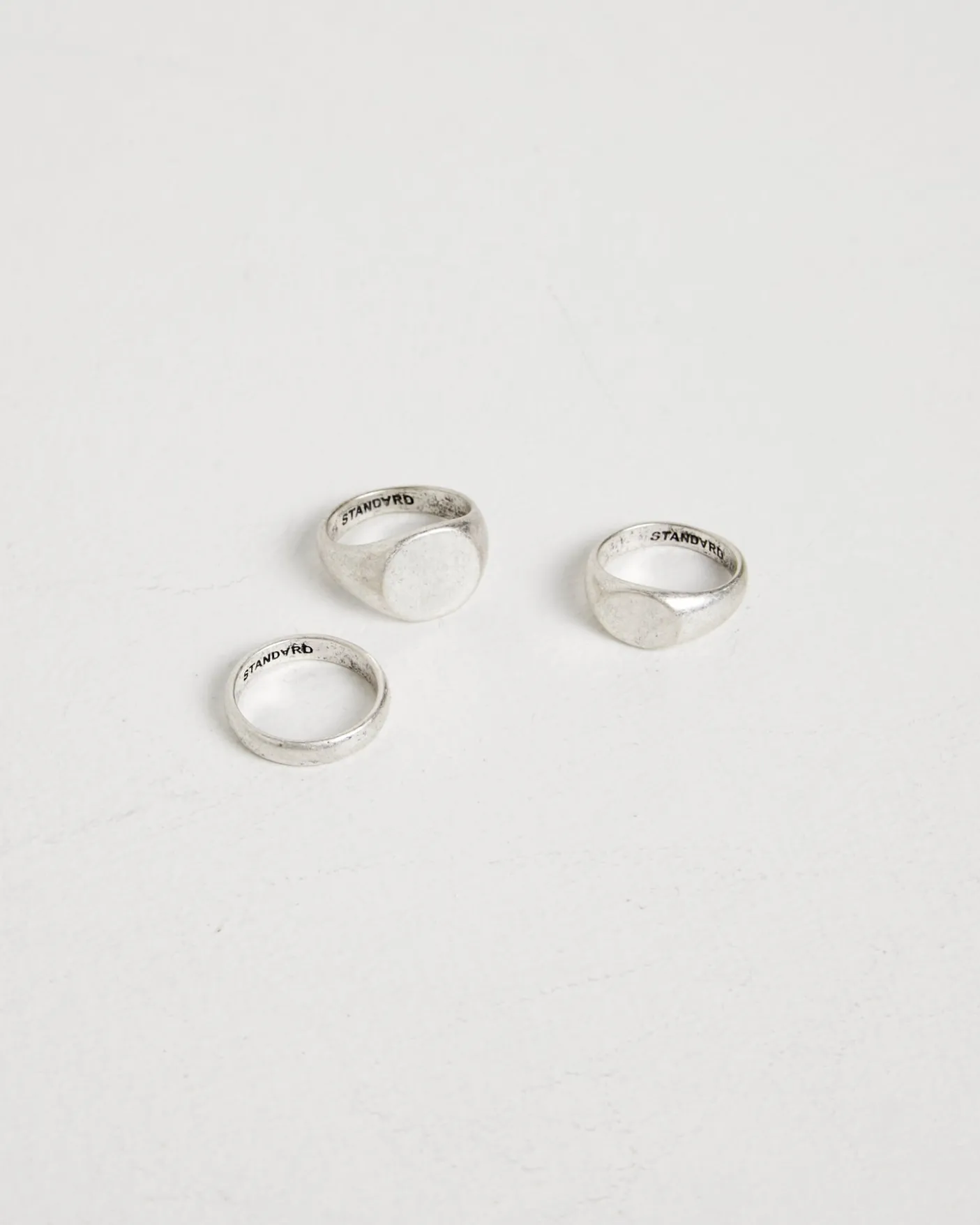 Round Signet Ring Set