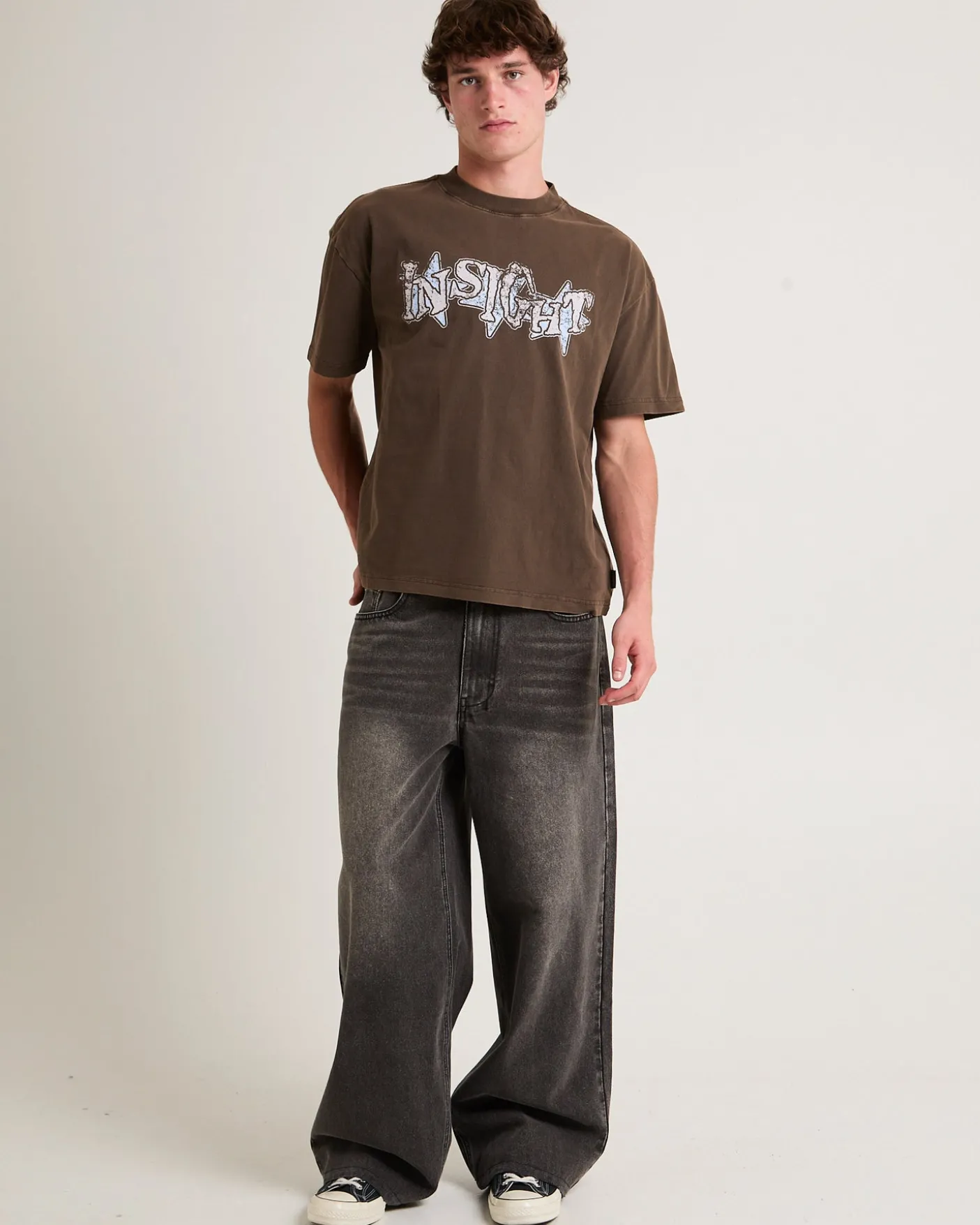 Seeing Cropped T-Shirt