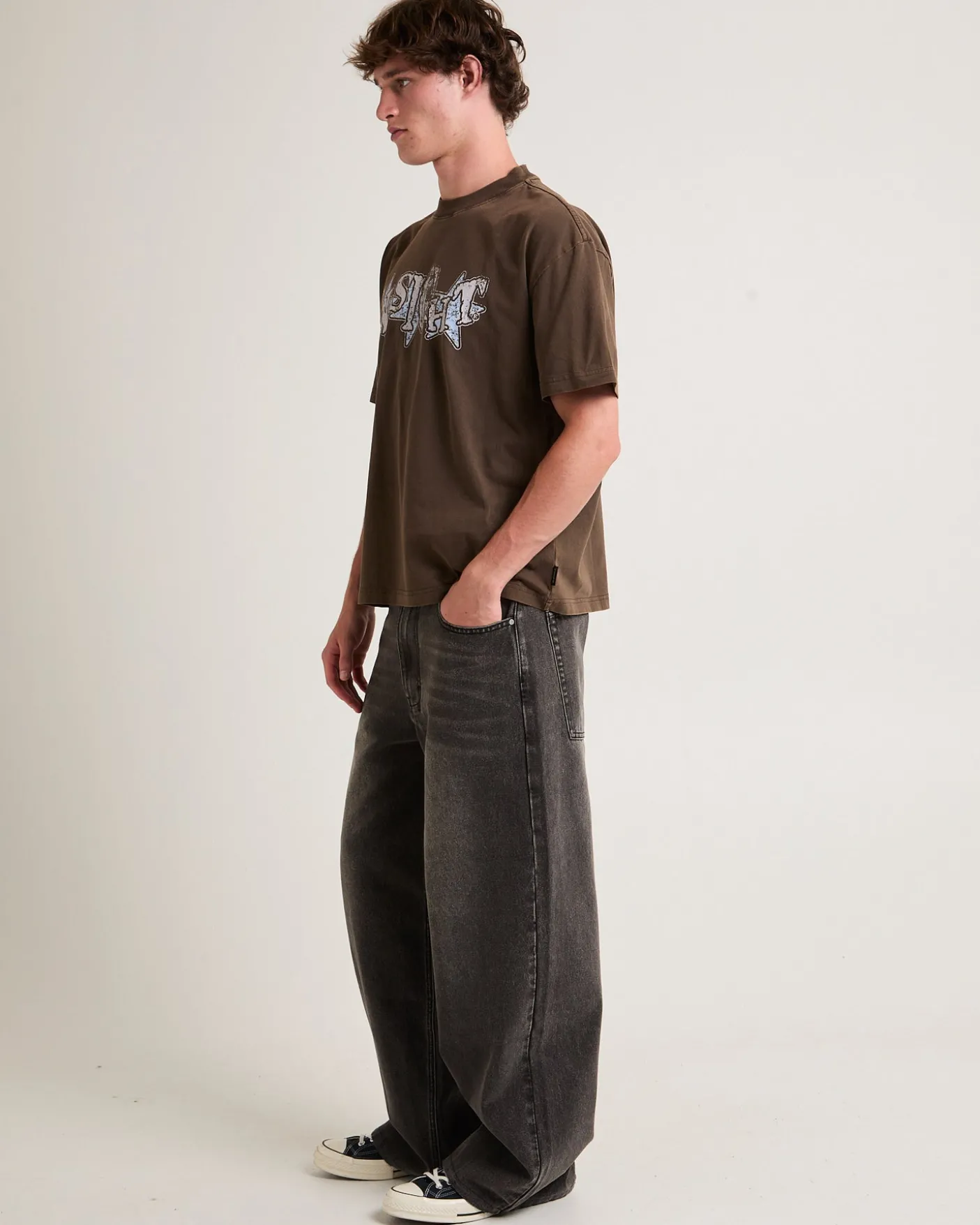 Seeing Cropped T-Shirt
