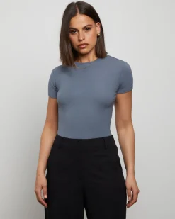 Slinky Fitted Tee in Slate