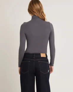 Slinky Long Sleeve Skivvy