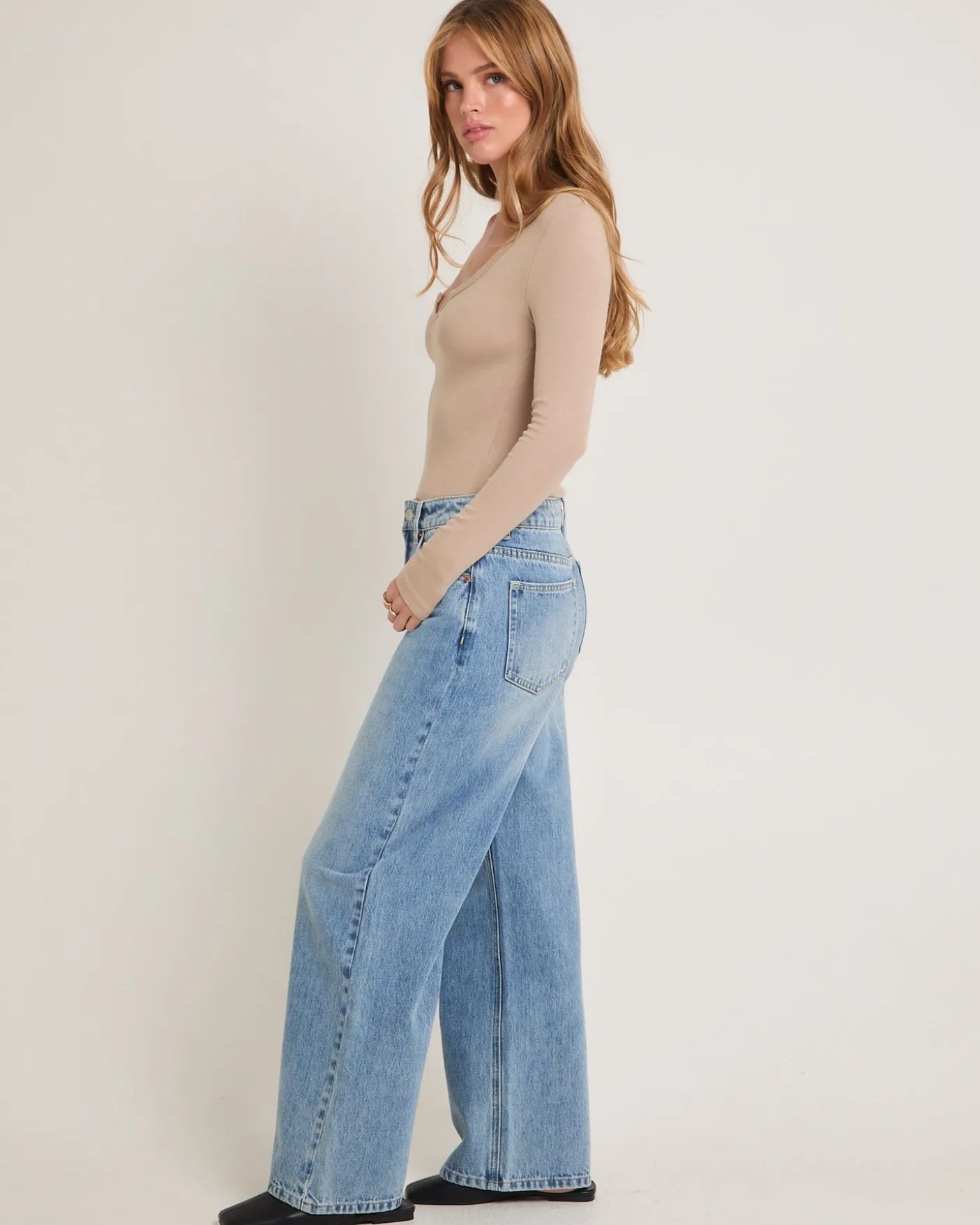Slinky Scoop Neck Long Sleeve