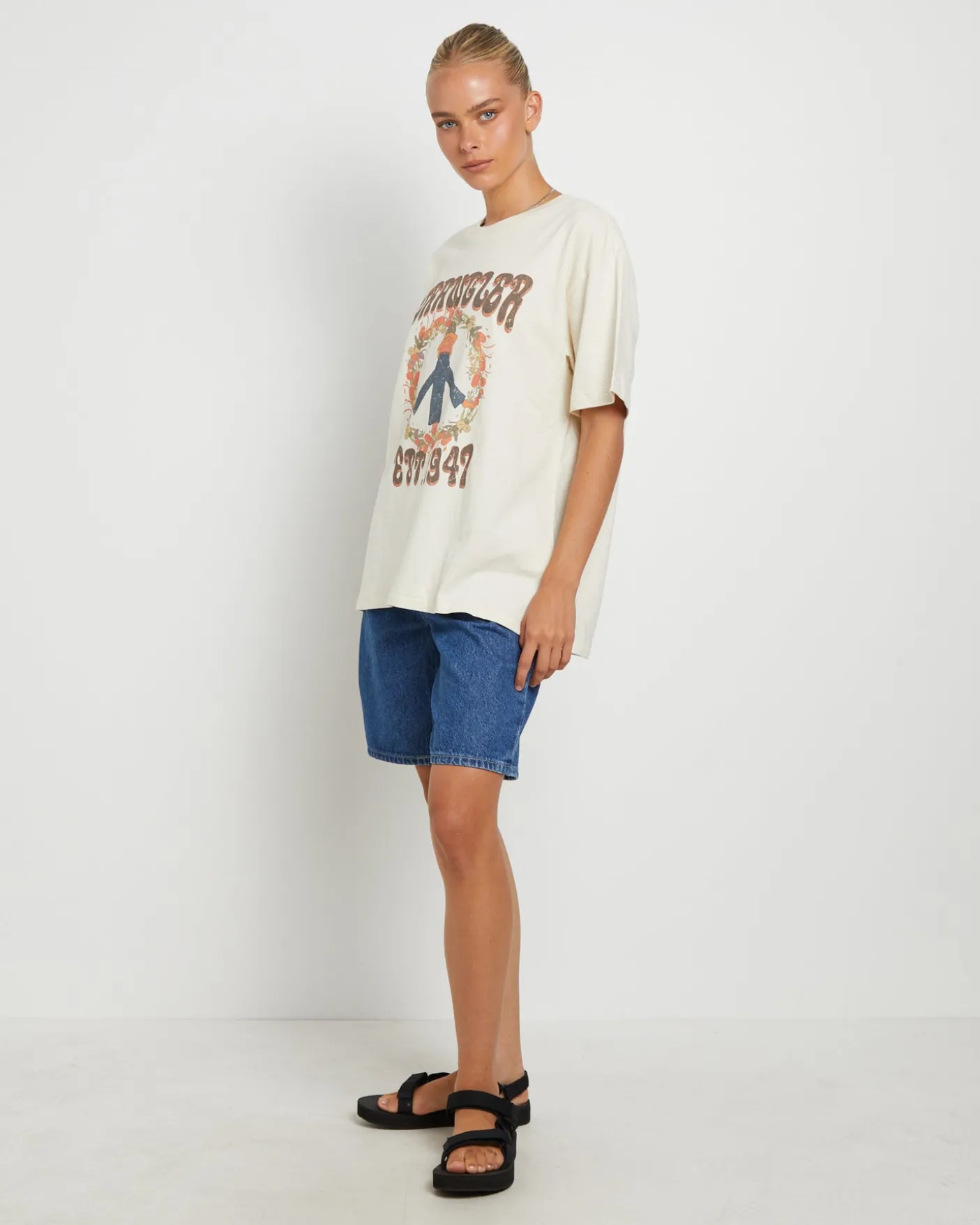 Slouch Short Sleeve T-Shirt in Botanical Love