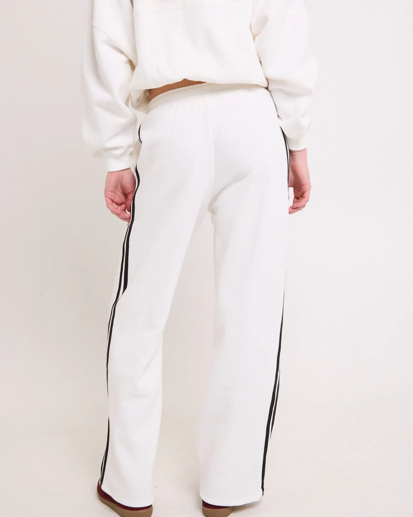 Subtitled Emblem Baggy Trackpants