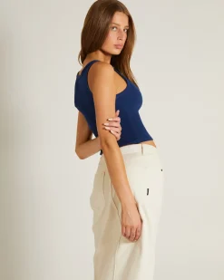 Super Scoop Classic Tank Top