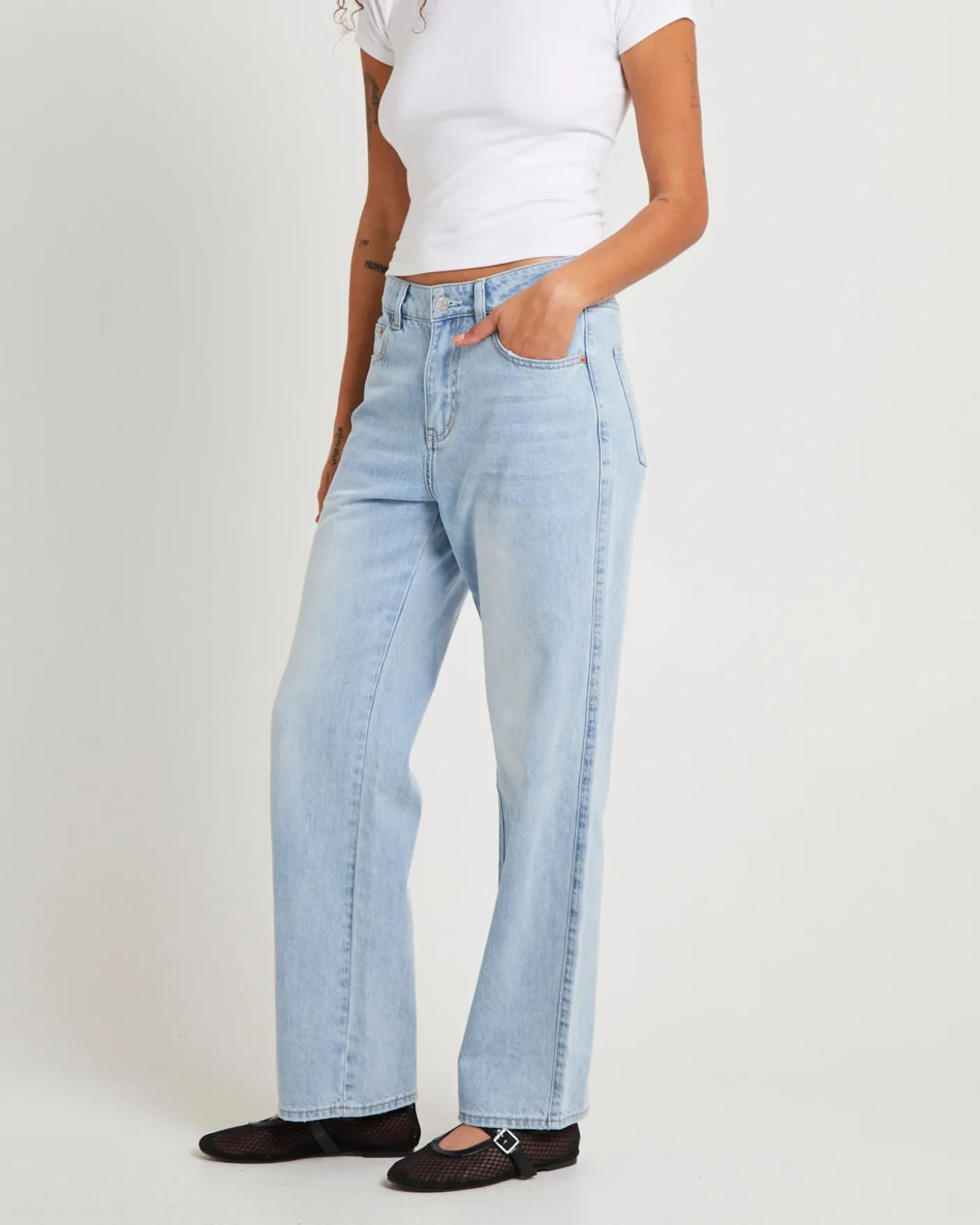 Tayla High Straight Jeans