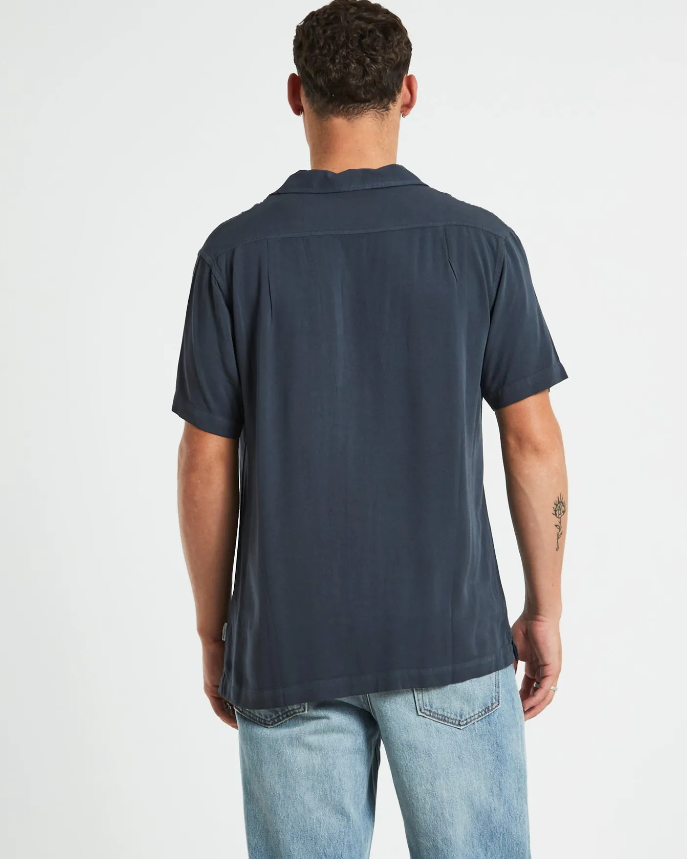 The Reckoner Resort Short Sleeve Shirt Dusty Black
