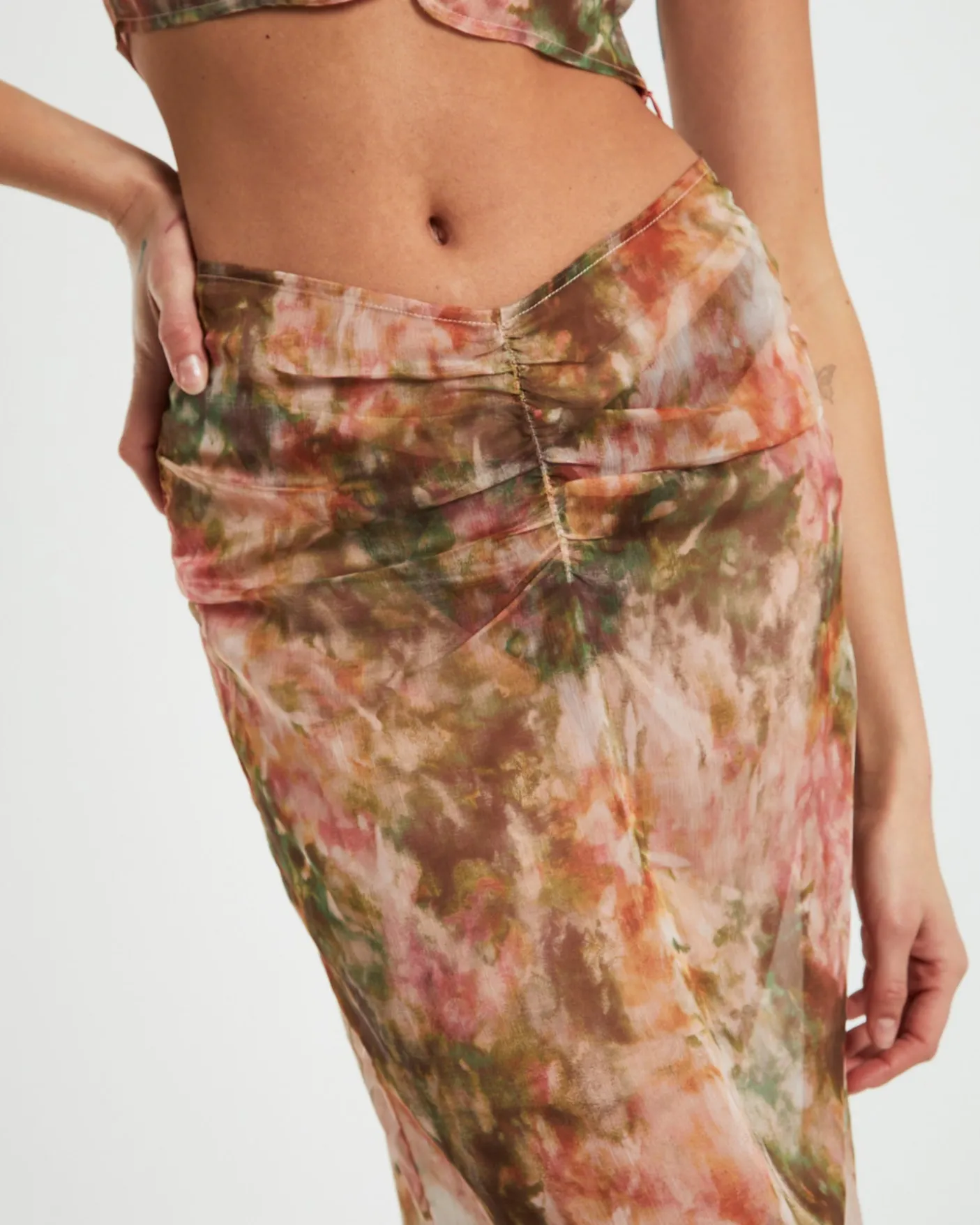 Tibby Tie Dye Midi Skirt in Assorted