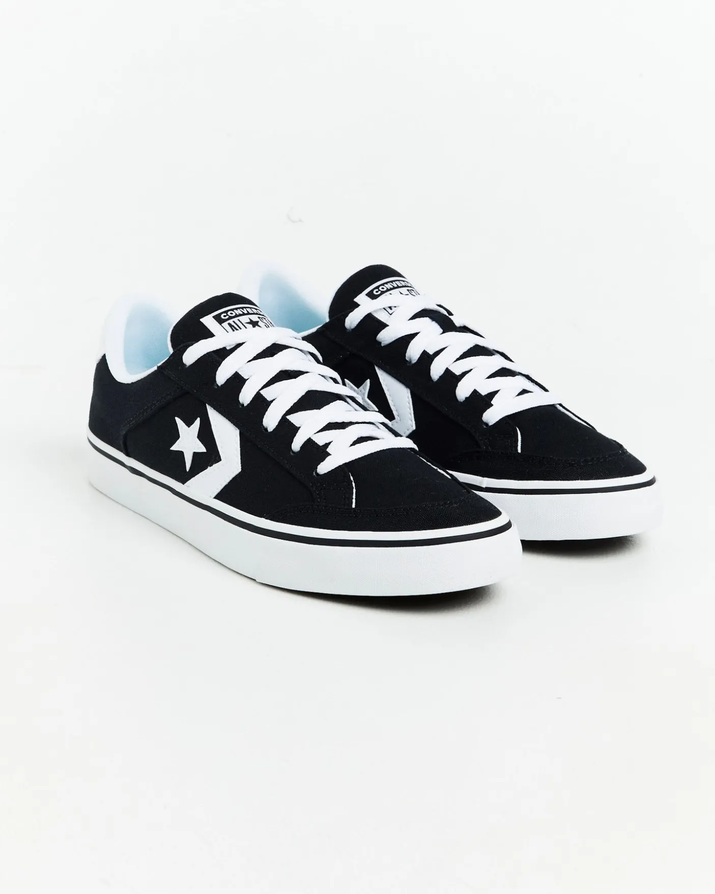 Tobin Canvas Ox Sneakers Black/White