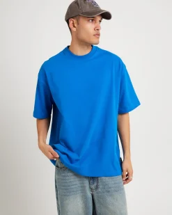 Utopia Cropped T-Shirt