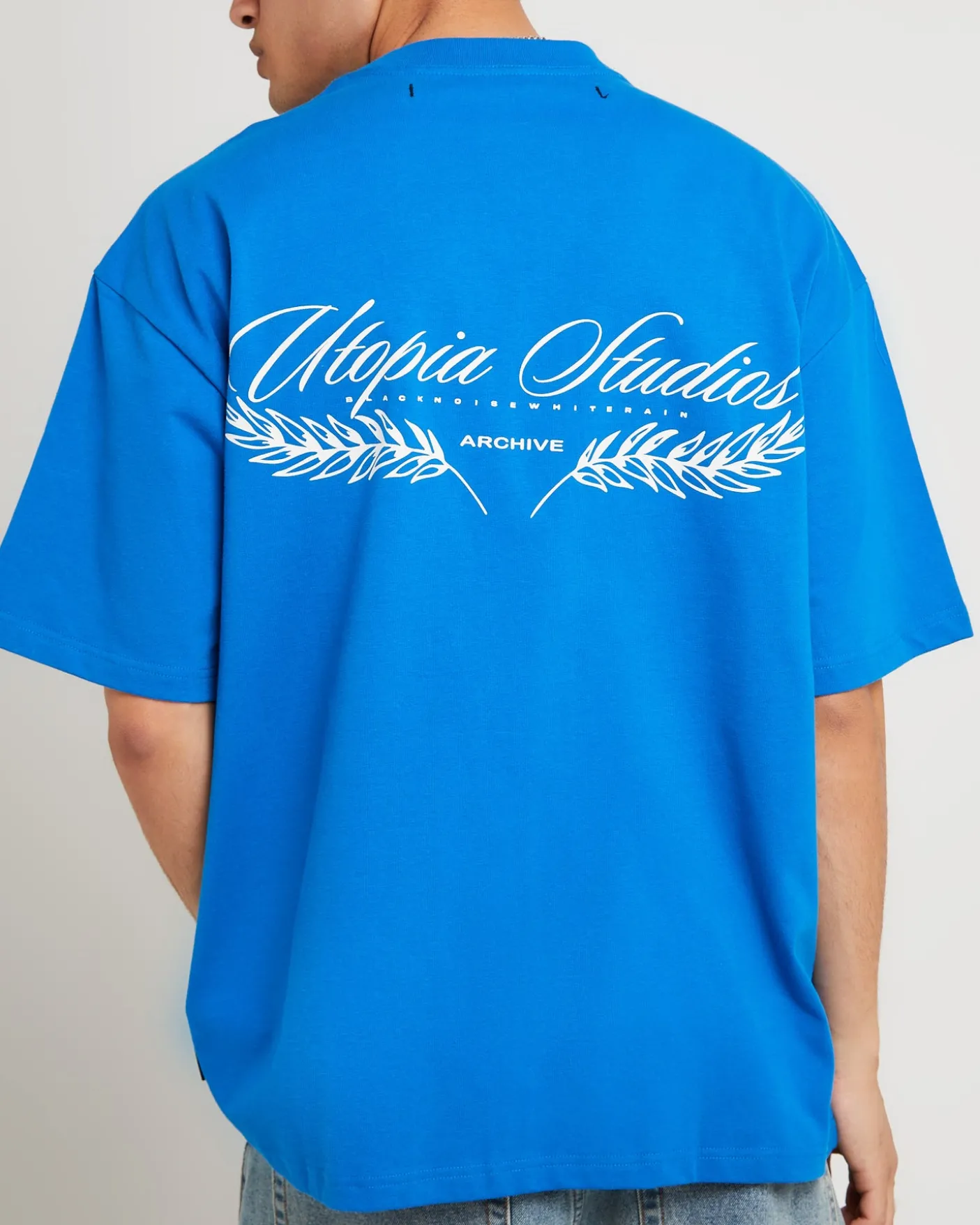 Utopia Cropped T-Shirt