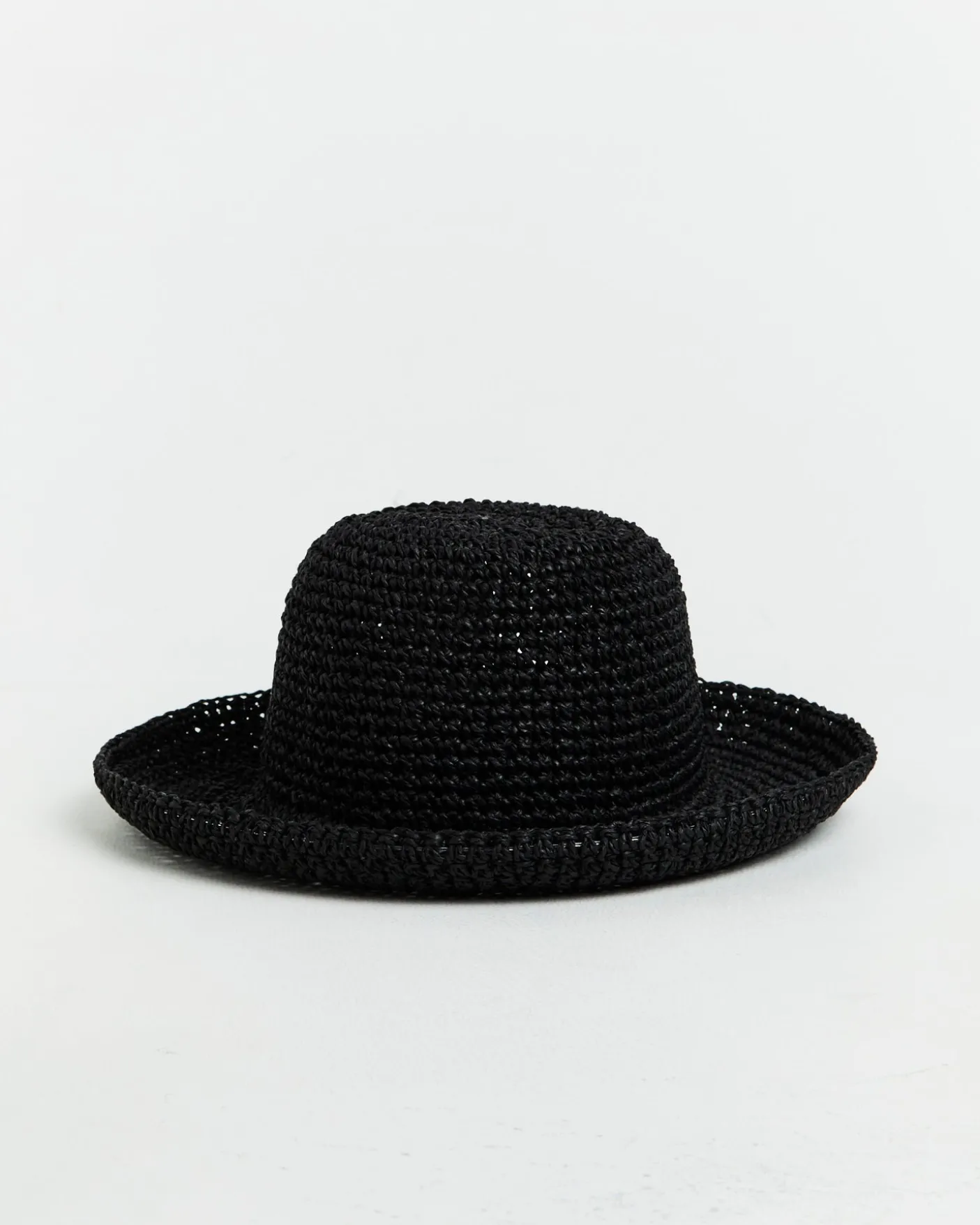 Vacay Straw Bucket Hat in Black