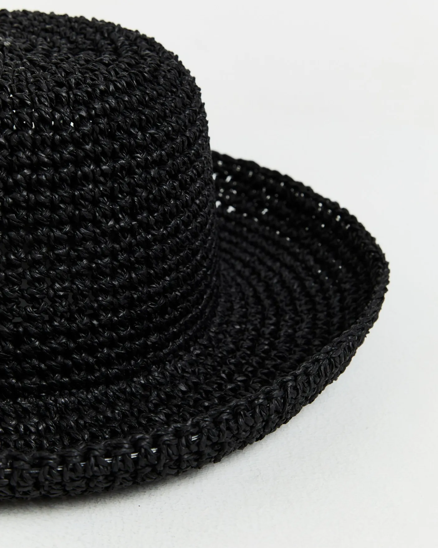 Vacay Straw Bucket Hat in Black