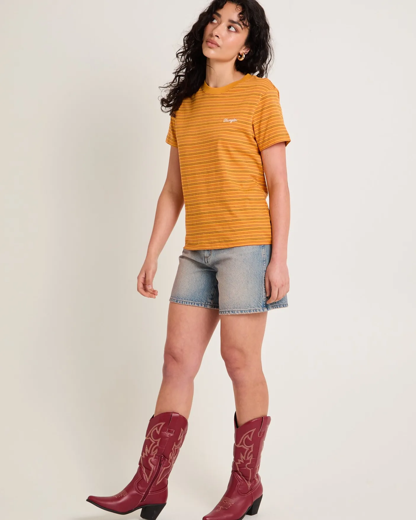 Valerie Tee