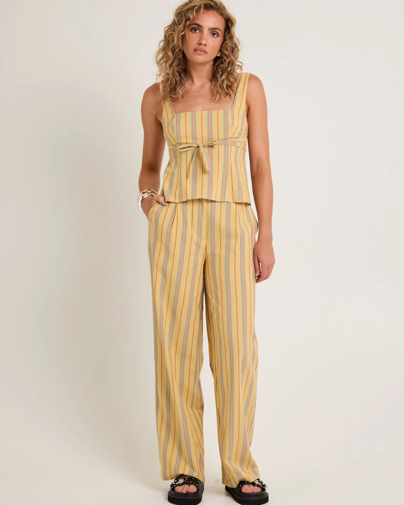 Vienna Tie Top