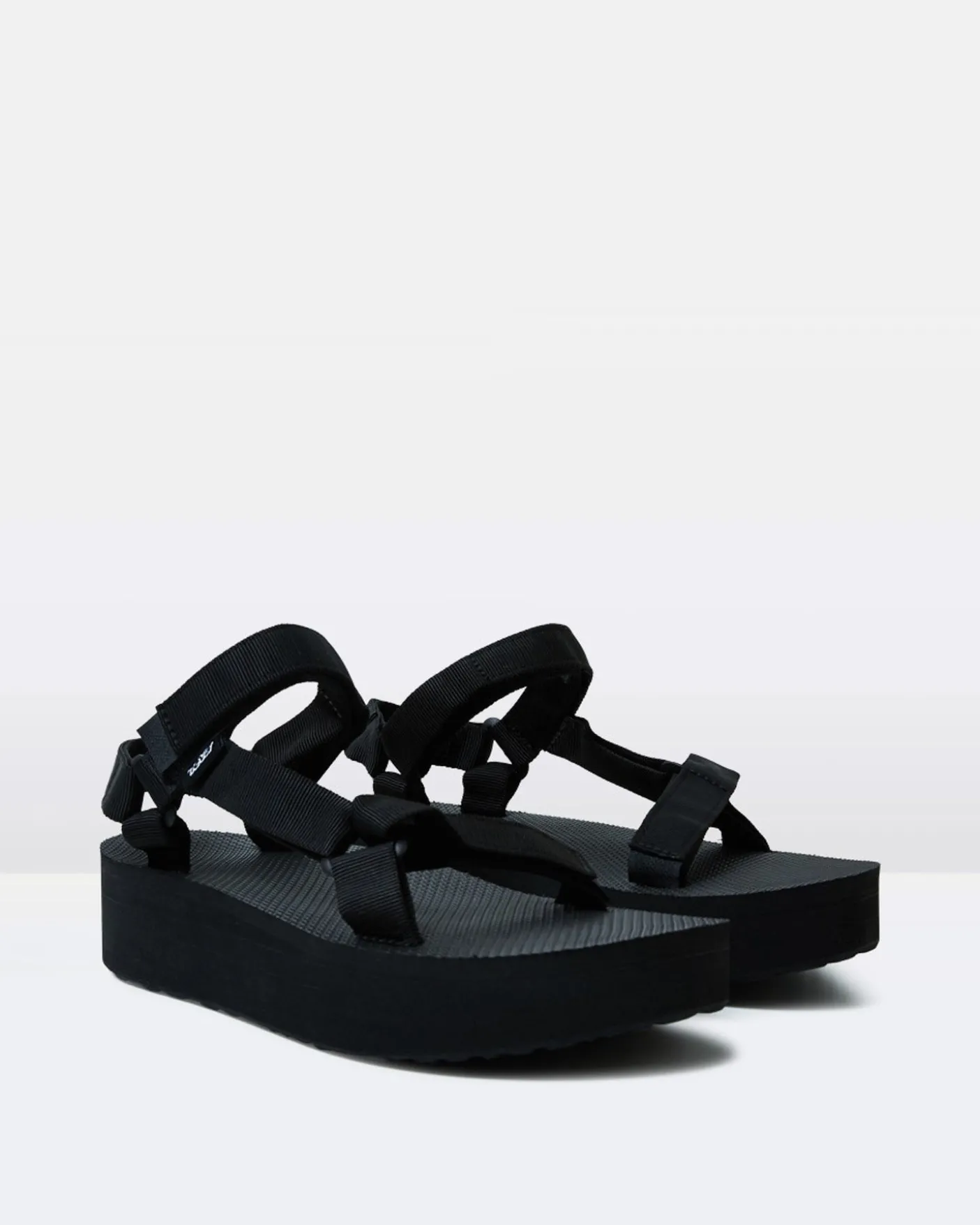 W Flatform Universal Sandals