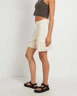 Water Pipe Cargo Shorts in Chalk
