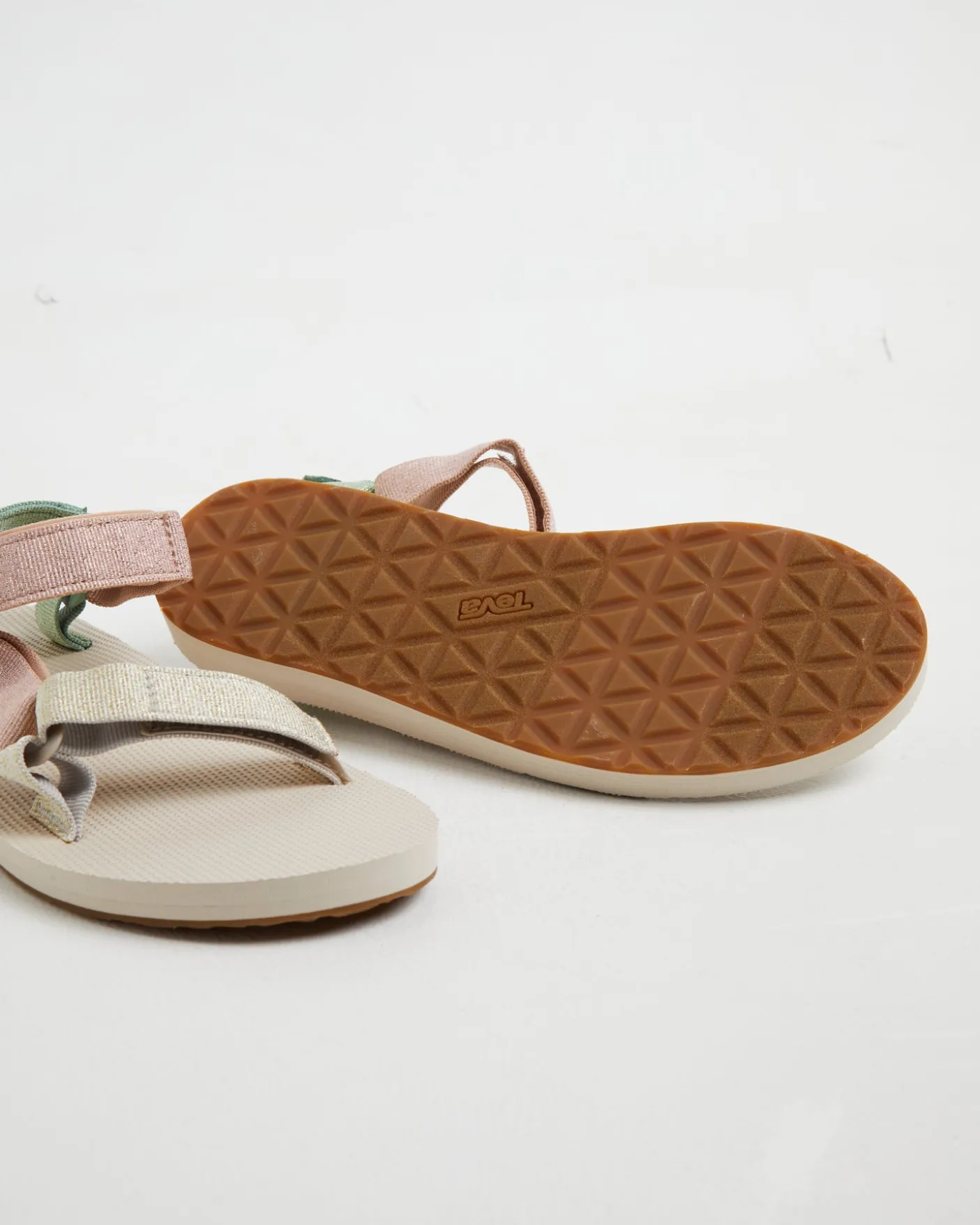 Women's Original Universal Sandals in Metallic Clay Multi