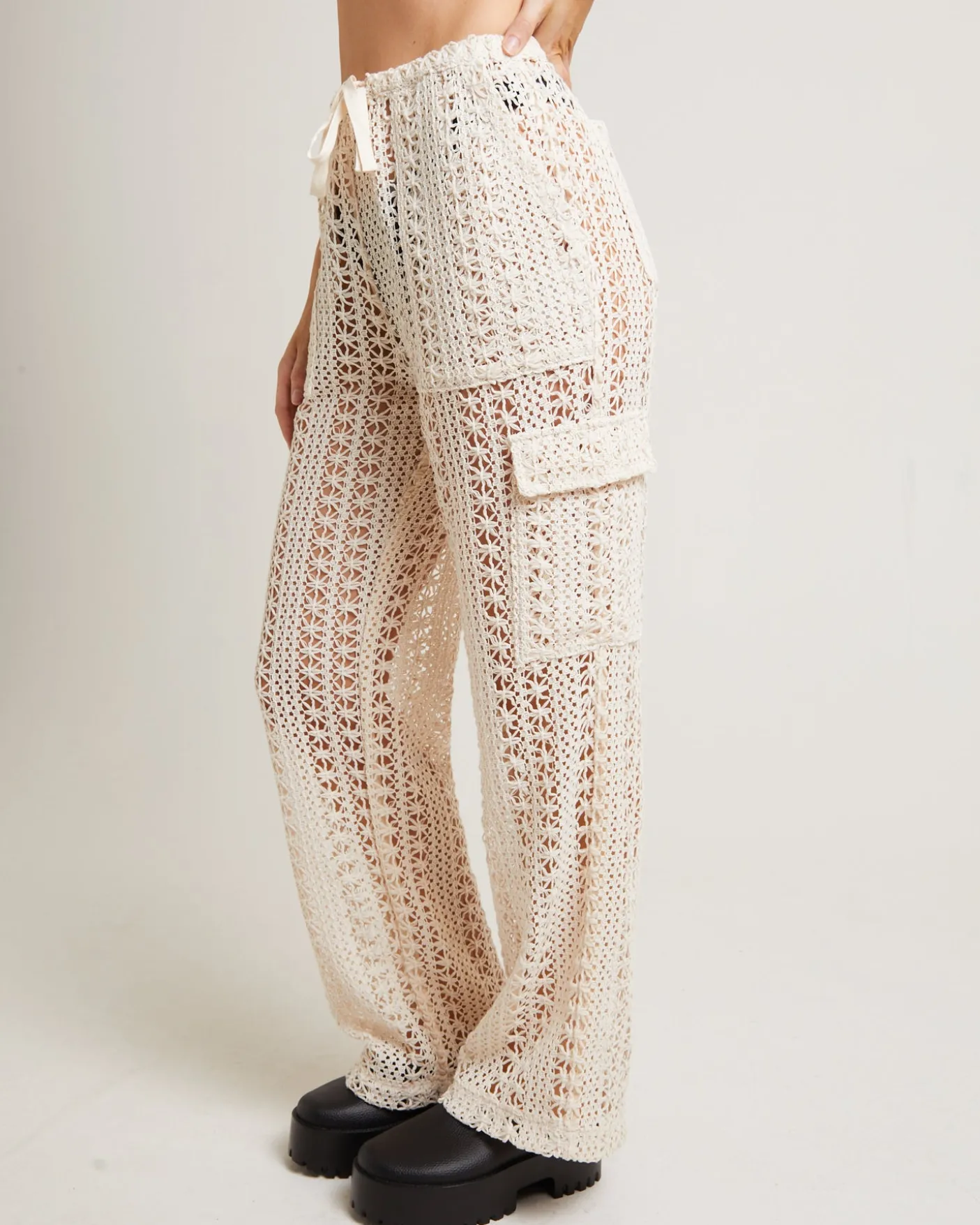 Zulu Crochet Cargo Pants in Milky White